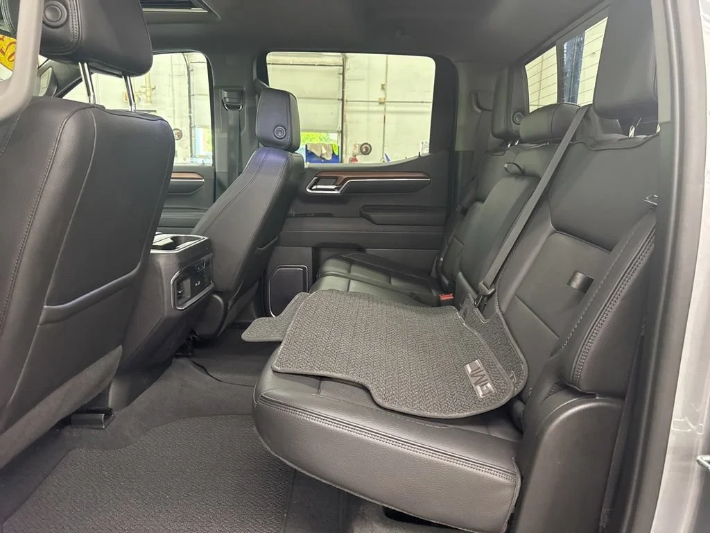 Used 2023 Sterling Metallic GMC Denali image 14