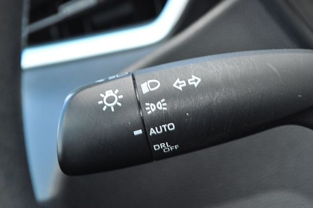 Used 2024  Toyota LE image 31