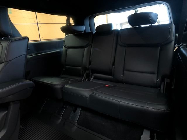 New 2026 Glacier Gray Metallic Tri-Coat Ford MAX Platinum® image 22