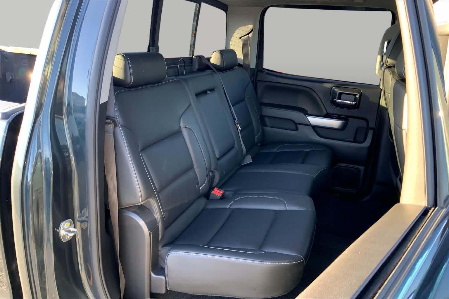 Used 2019 Graphite Metallic Chevrolet LTZ image 18