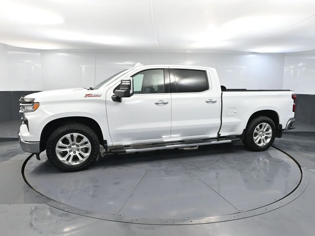 2023 Chevrolet Silverado 1500 LTZ - Photo 12