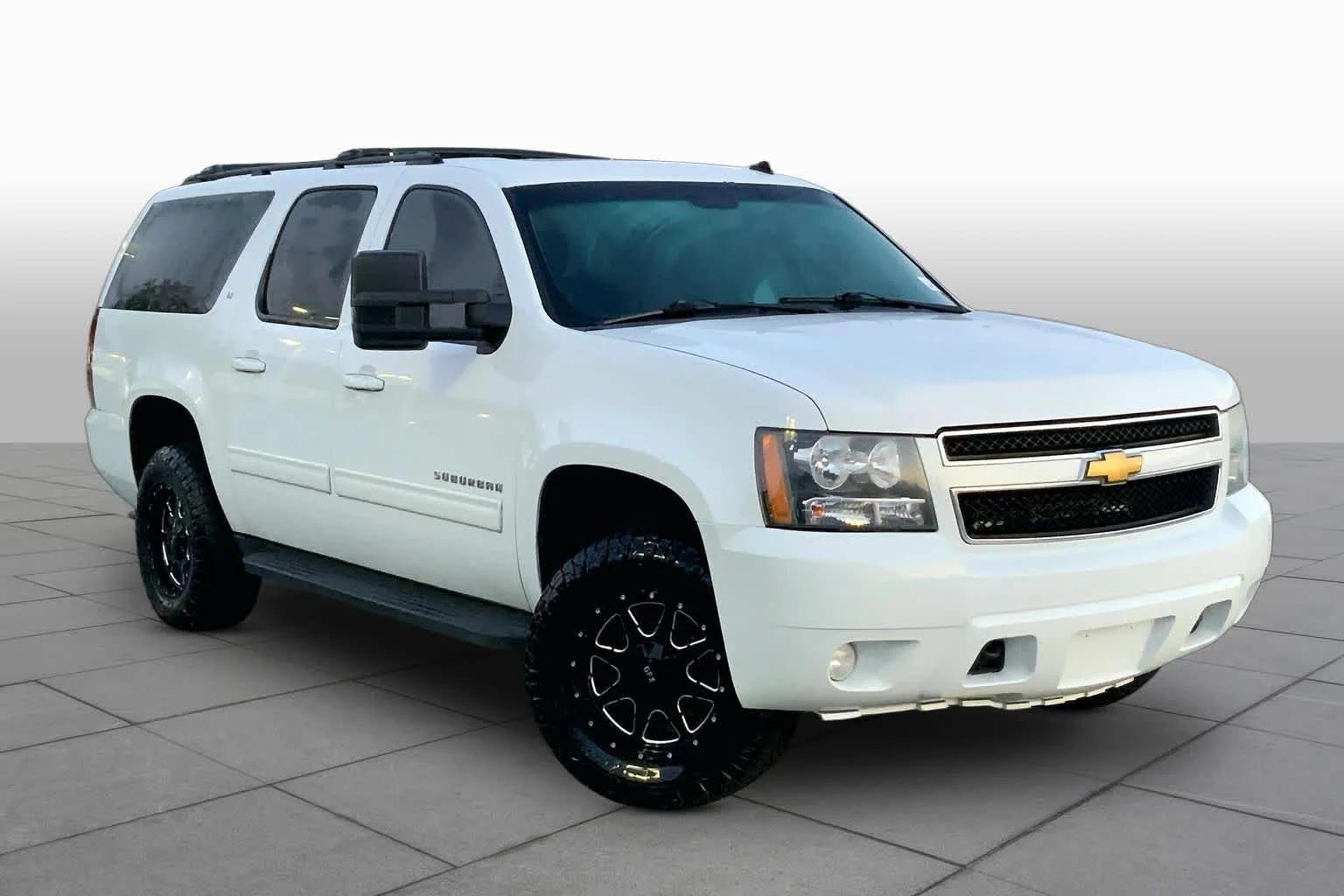 Used 2013 Summit White Chevrolet LT image 2