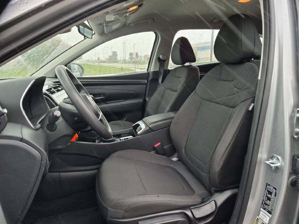 Used 2024 Silver Hyundai SE image 11