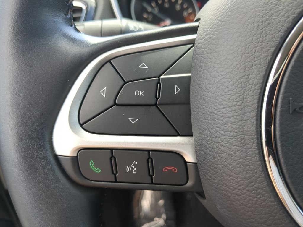 Used 2021 White Jeep Limited image 27