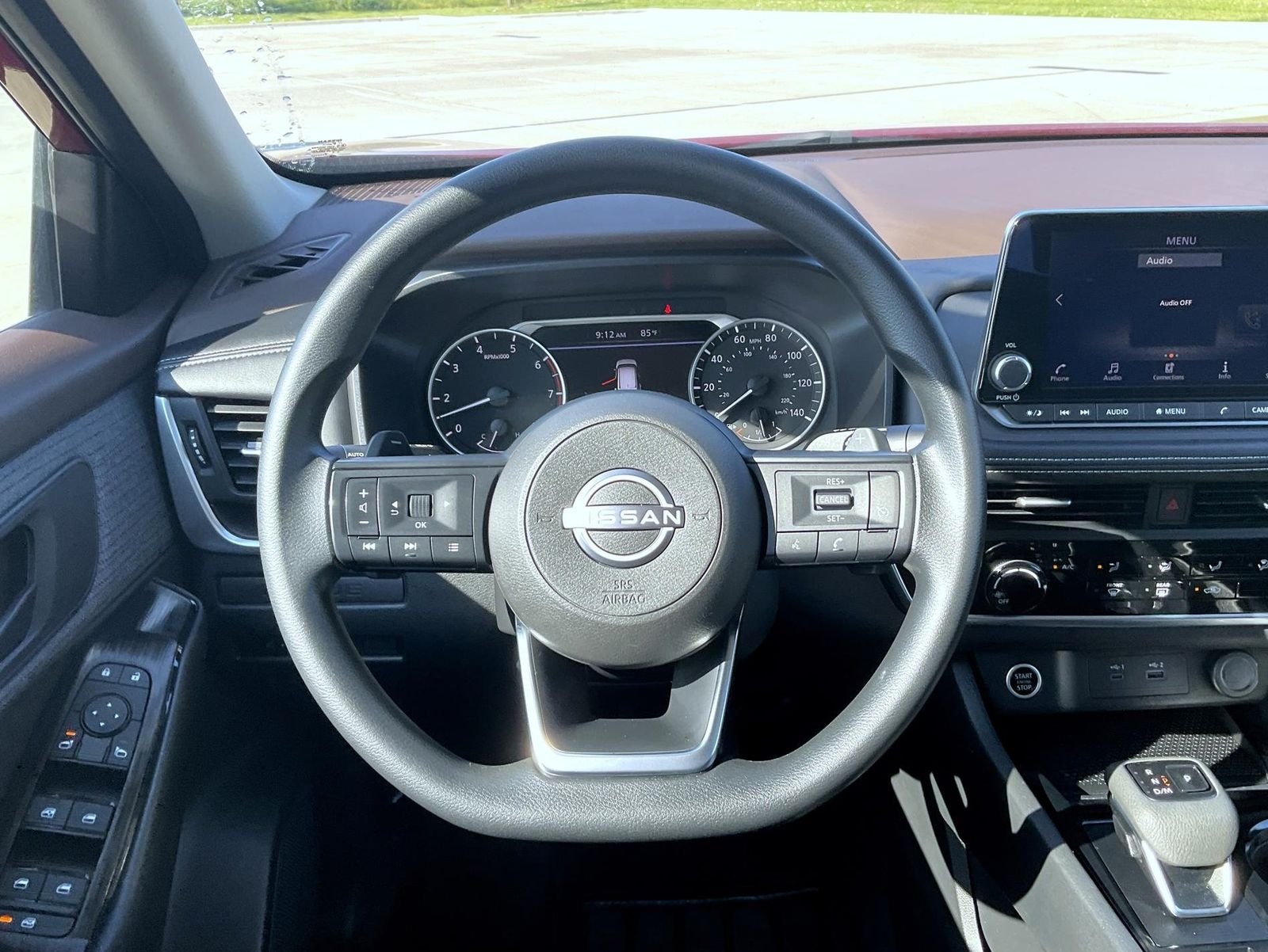 Used 2023 Red Nissan S image 13
