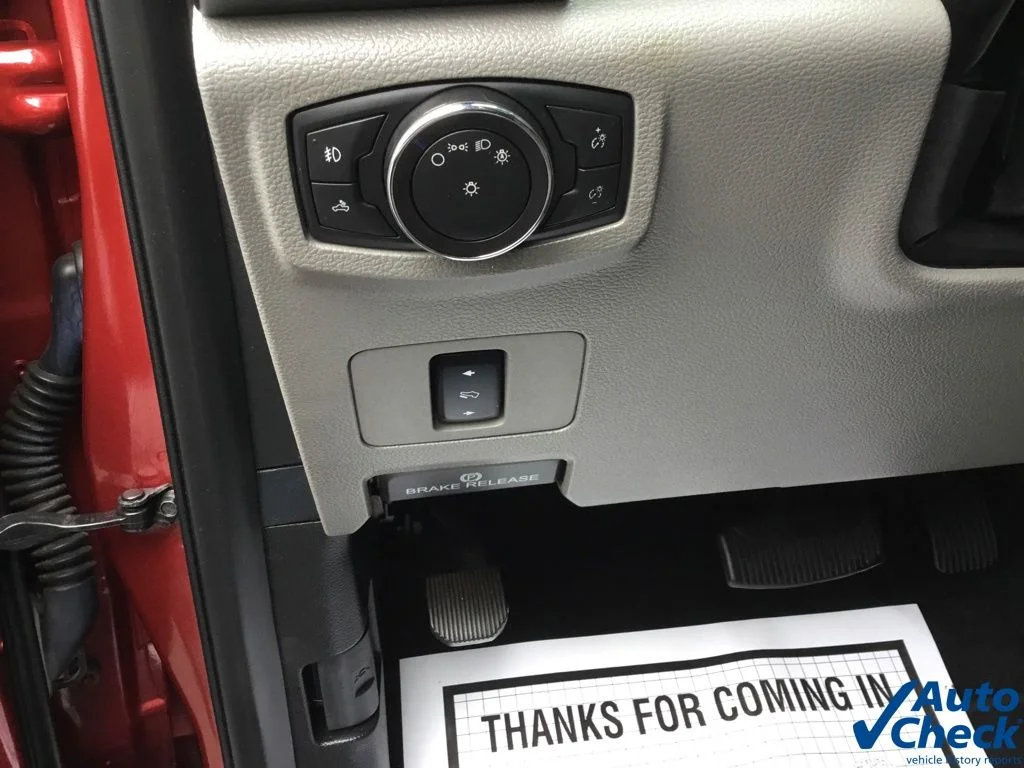 Used 2017 Red Ford XLT image 26