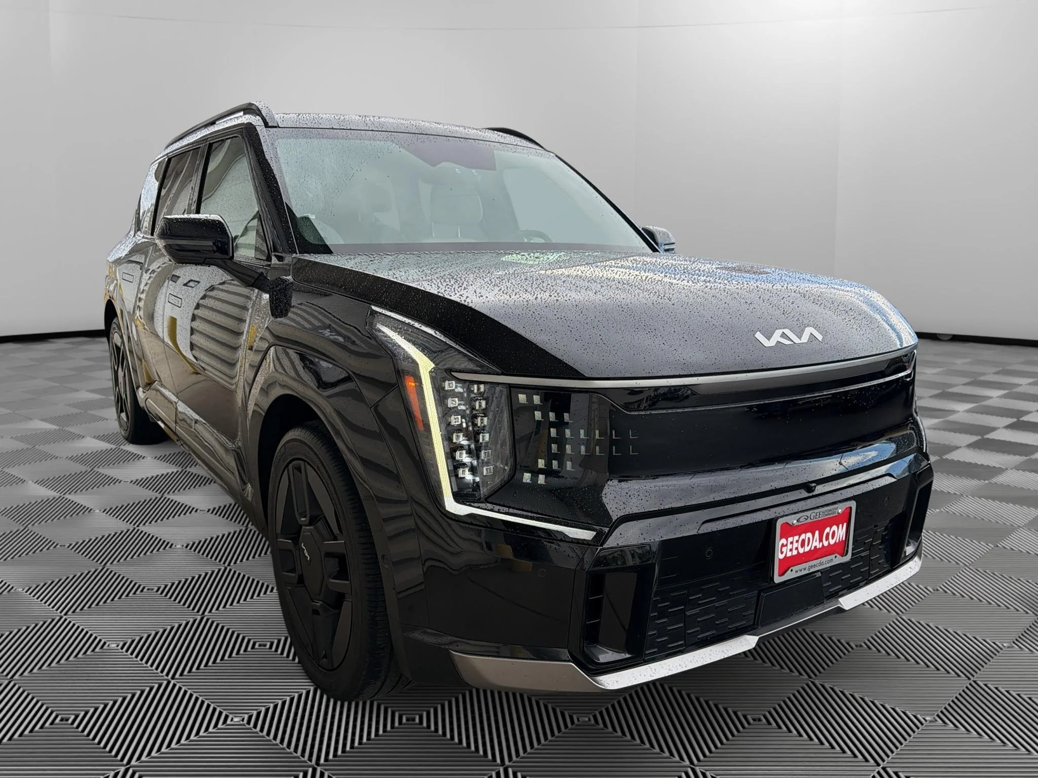 Certified Used 2024 Aurora Black Pearl Kia GT-Line image 4