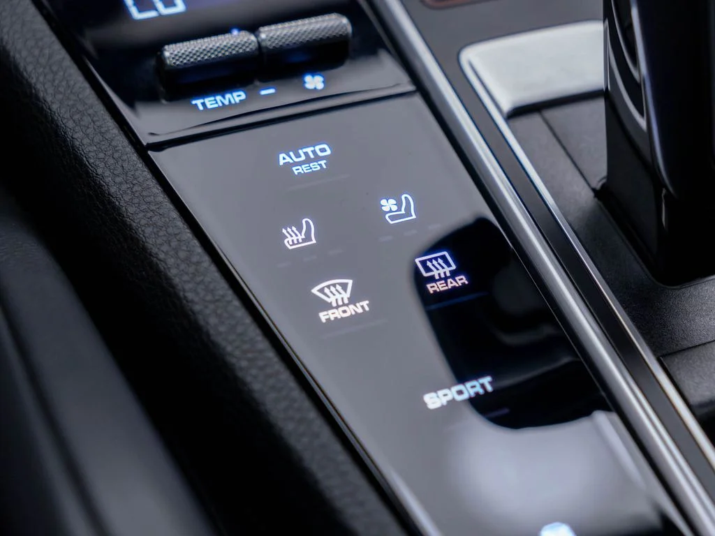 2022 Porsche Cayenne Platinum Edition - Photo 28