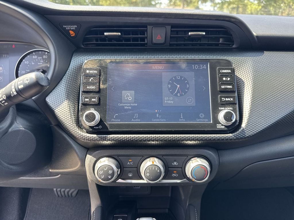 Used 2023 Gray Nissan SV image 12
