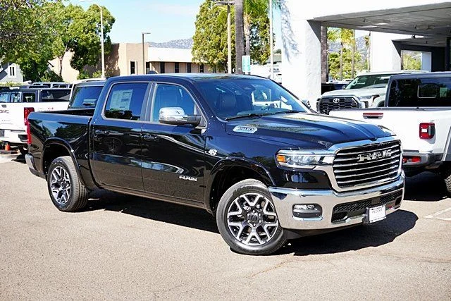 New 2026 Diamond Black Crystal Pearl-Coat Exterior Paint RAM Laramie image 2