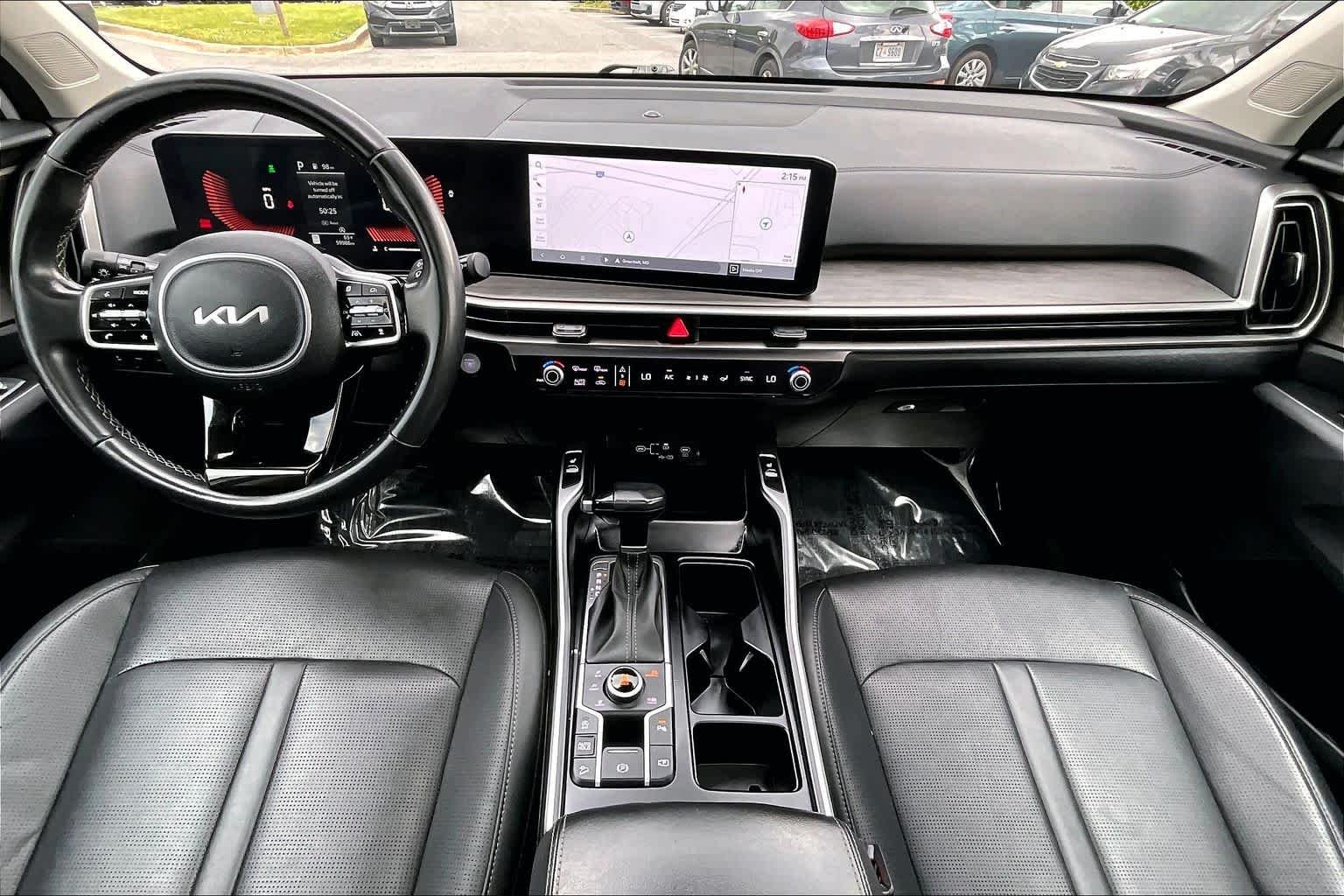 Used 2024 Glacial White Pearl Kia X-Line EX image 23