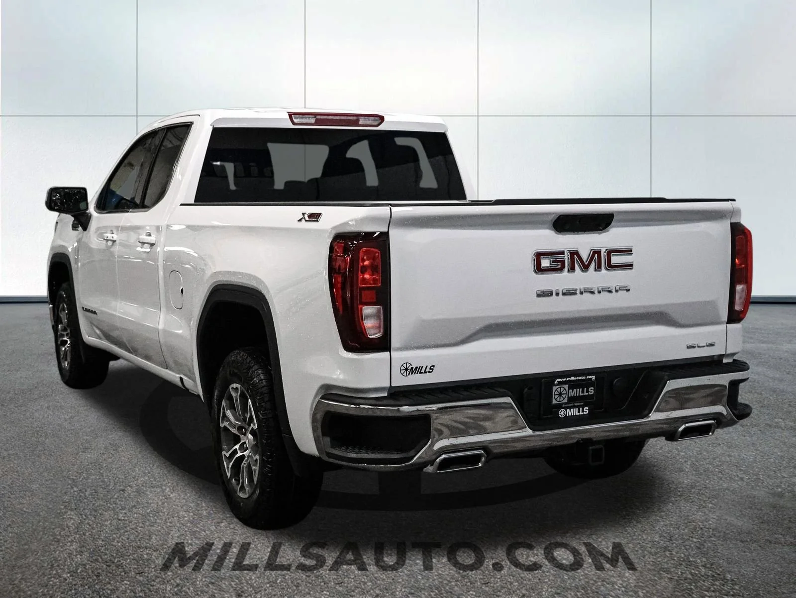 2026 GMC Sierra 1500 SLE - Photo 5
