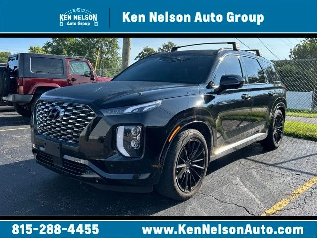 Used 2021 Black Hyundai Limited image 1