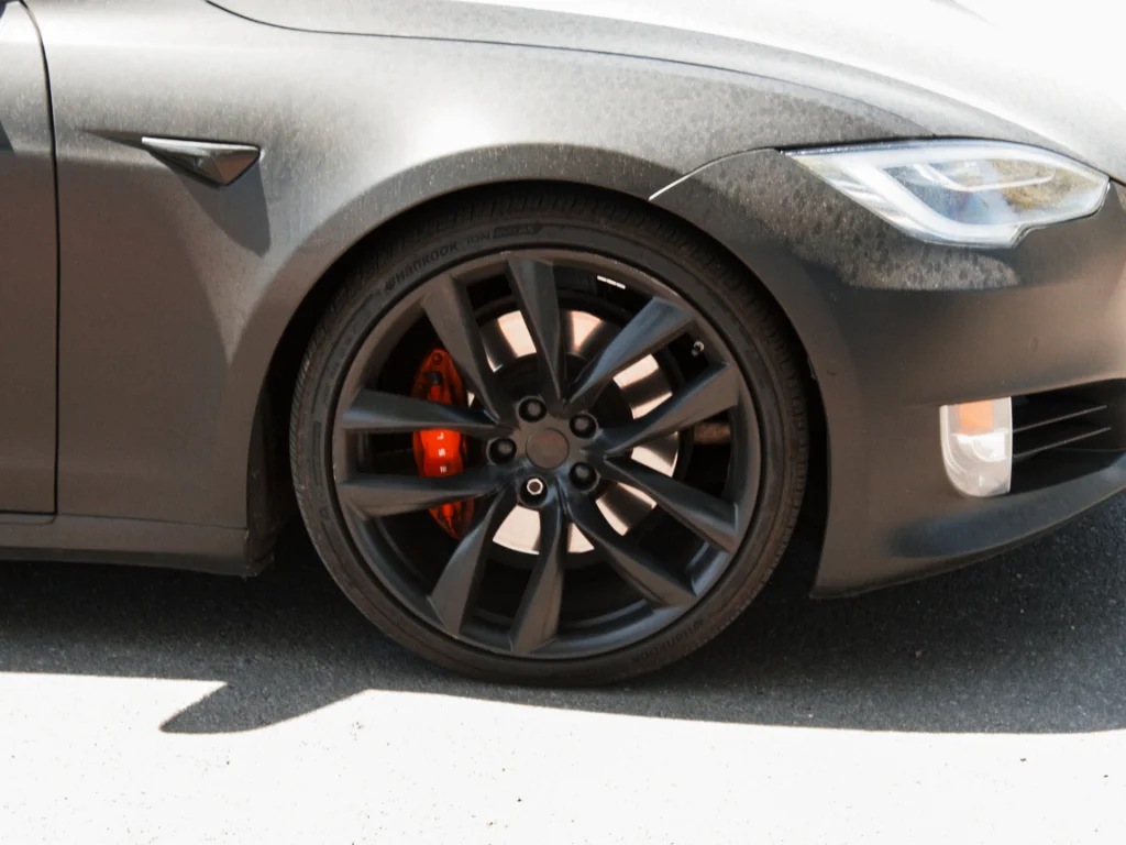 Used 2018 Solid Black Tesla P100D image 4