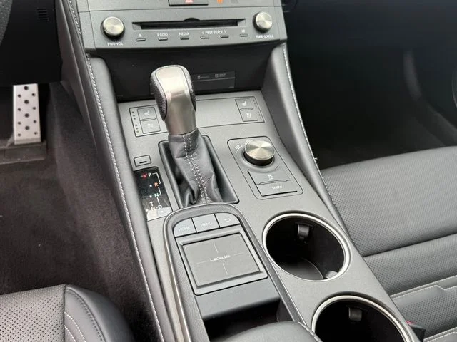 Used 2015 Blue Lexus 350 image 18