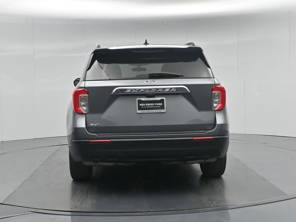 Certified Used 2023 Gray Ford XLT image 26