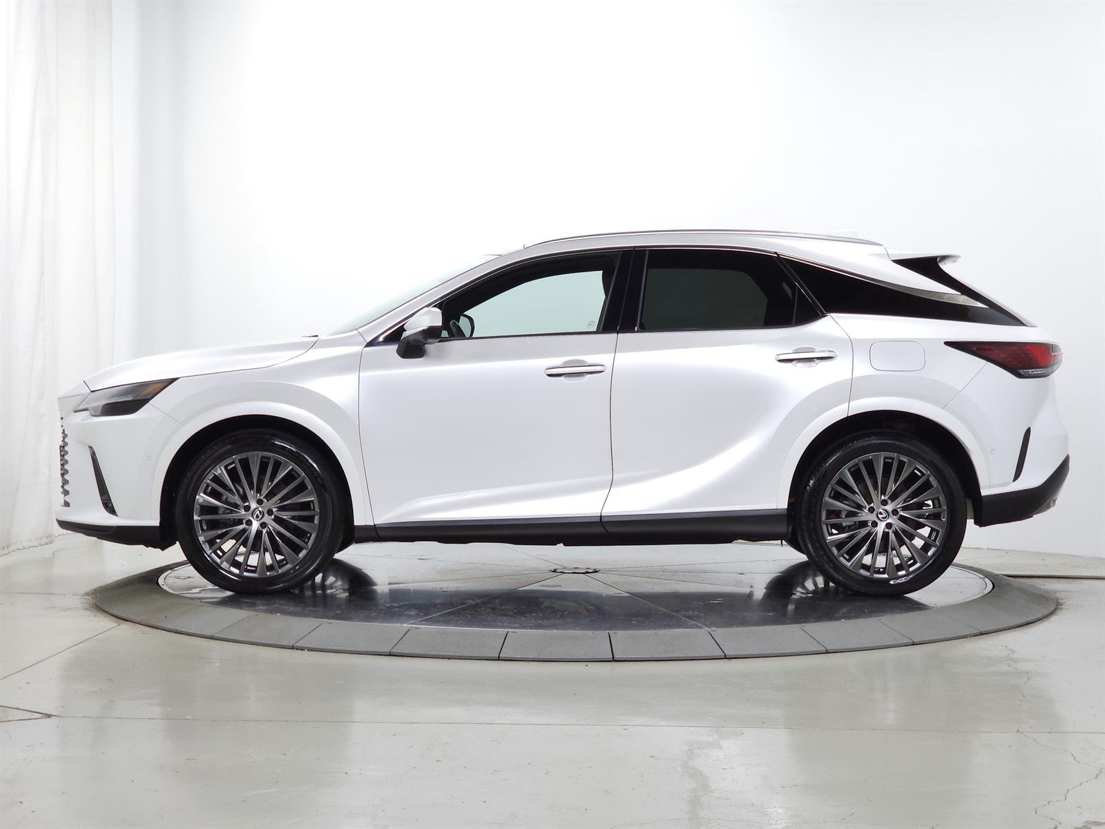 Certified Used 2024 White Lexus LUXURY image 5