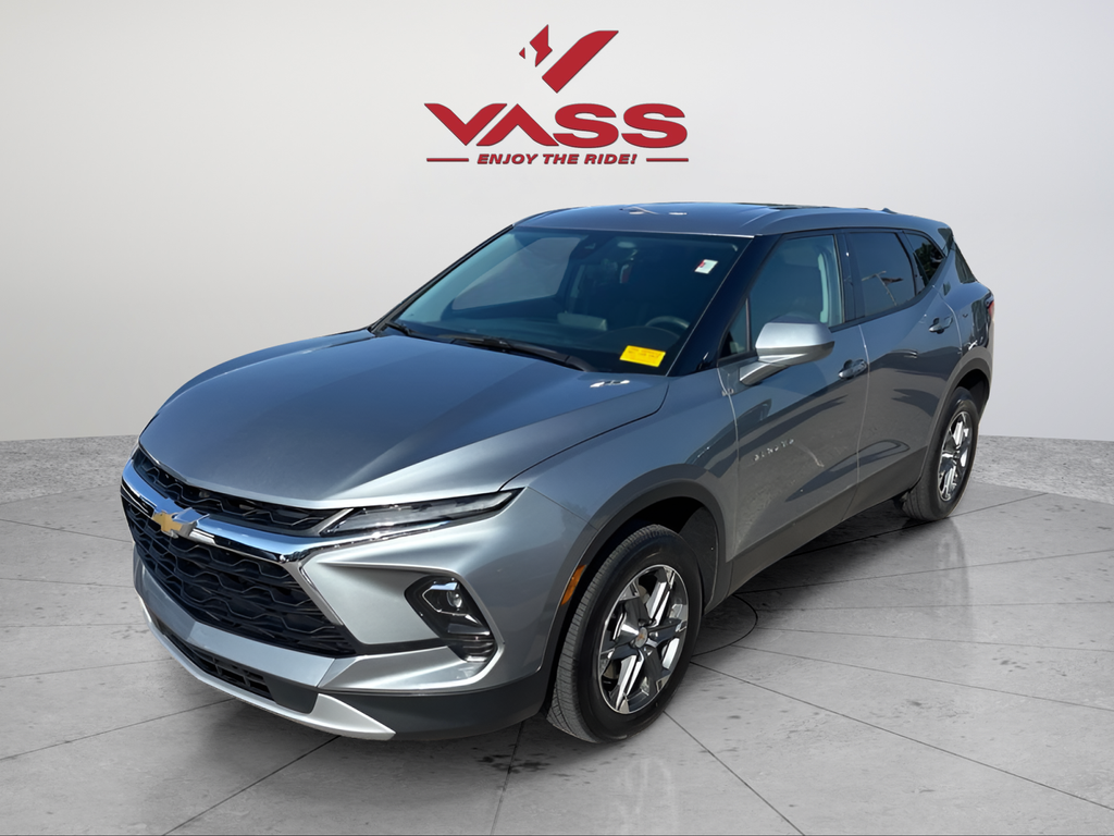 Used 2025 Gray Chevrolet LT image 1
