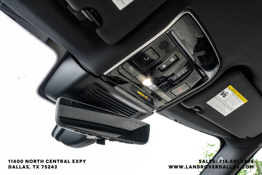 Used 2025 Black Land Rover SE image 34