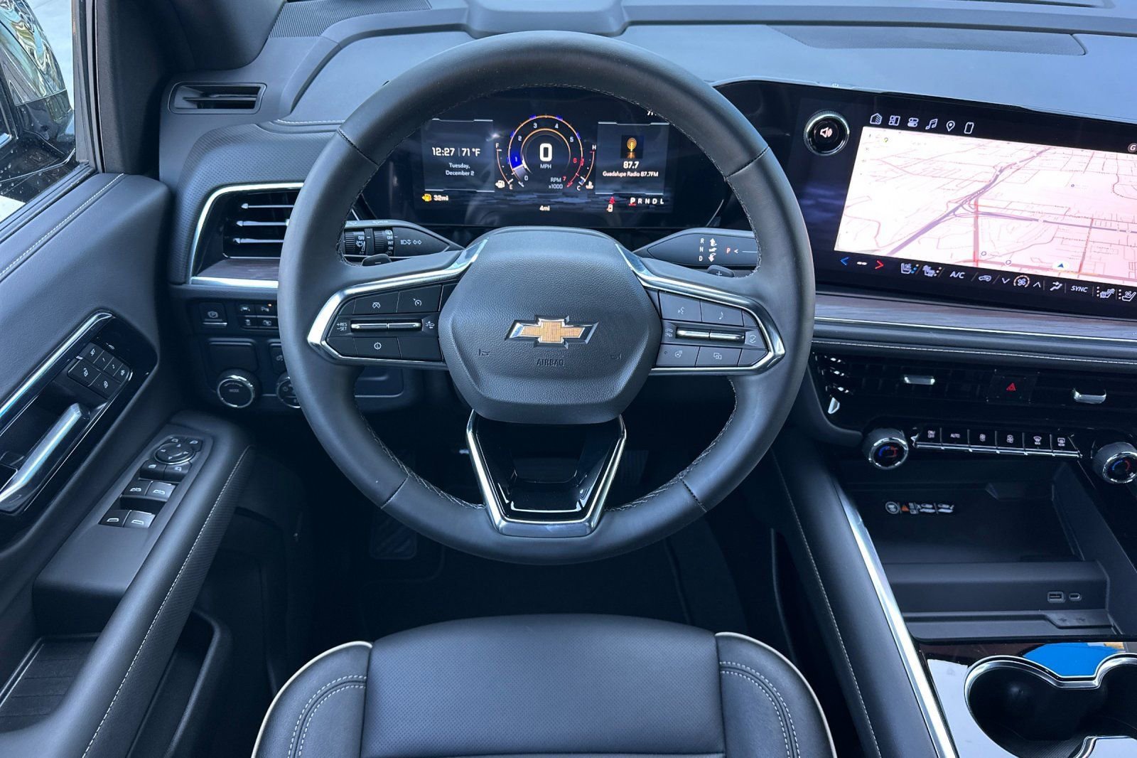 2026 Chevrolet Tahoe Premier - Photo 14
