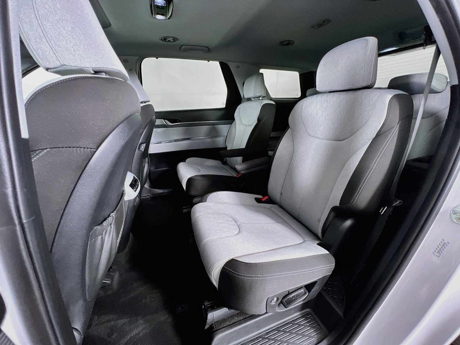 Certified Used 2021 Hyper White Hyundai SEL image 25
