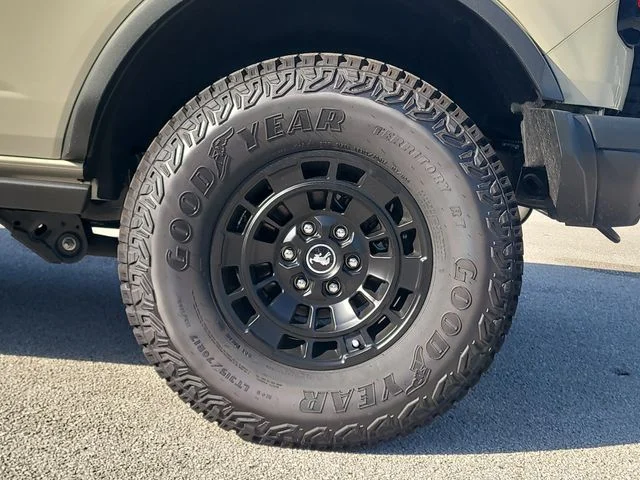 New 2026 Desert Sand Ford Badlands image 8