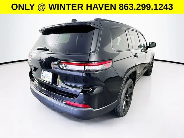 Used 2025 Black Jeep Altitude X image 7