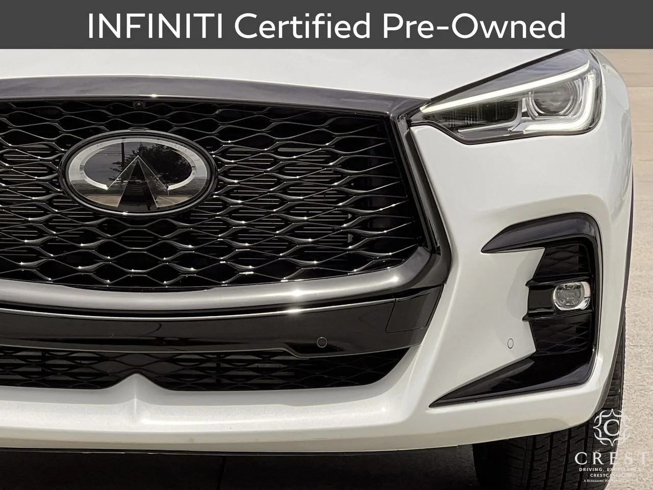 Certified Used 2025 Radiant White INFINITI SPORT image 5