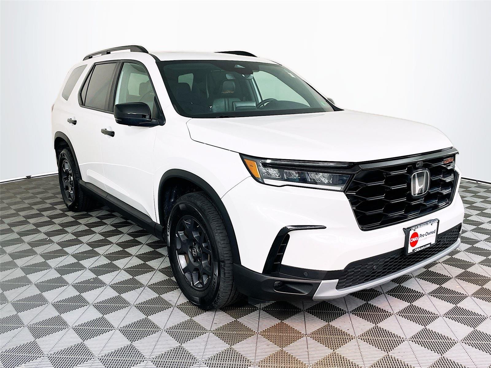 2023 Honda Pilot TrailSport AWD's photo