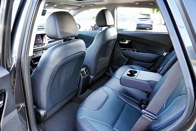 Used 2022 Gray Kia EX Premium image 18