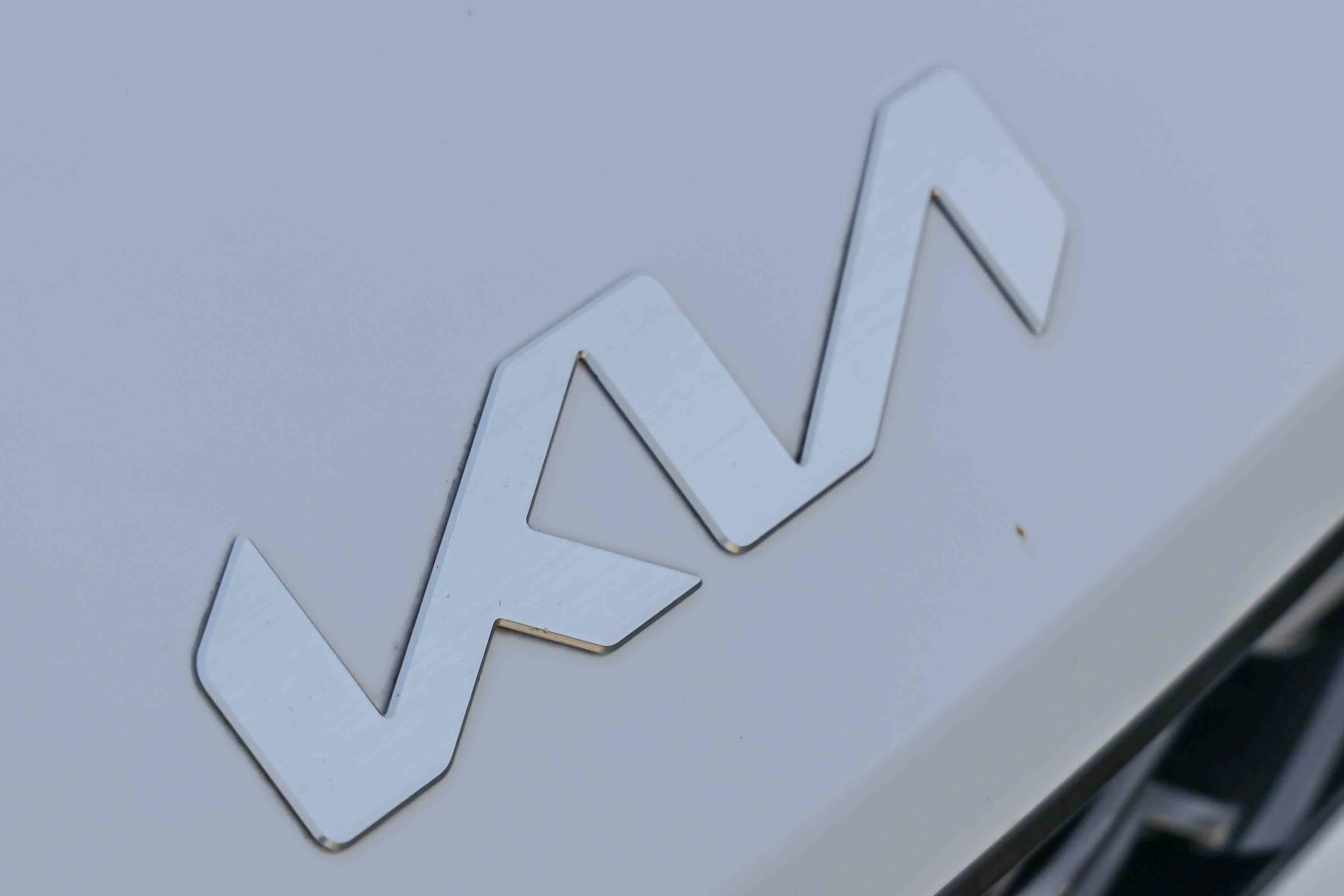 Certified Used 2024 Glacial White Pearl Kia GT-Line image 27