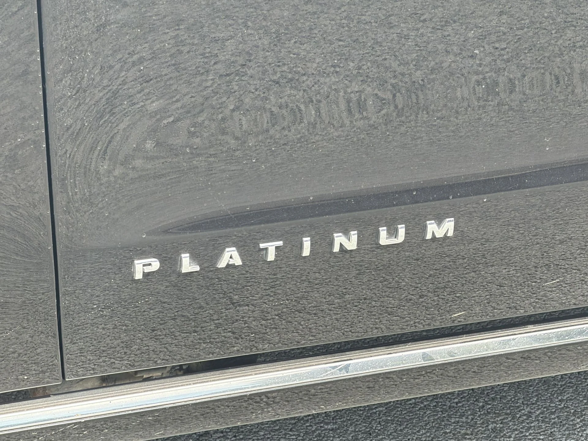 Used 2022 Black Metallic Ford Platinum image 14