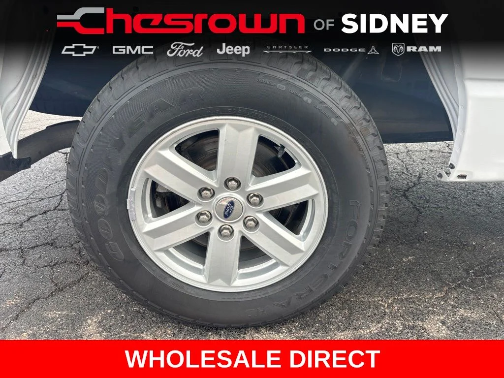 Used 2021 White Ford XL image 11