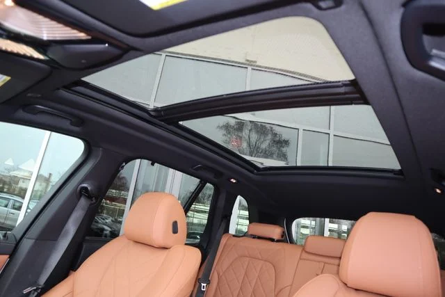 2026 BMW X5 50e - Photo 17