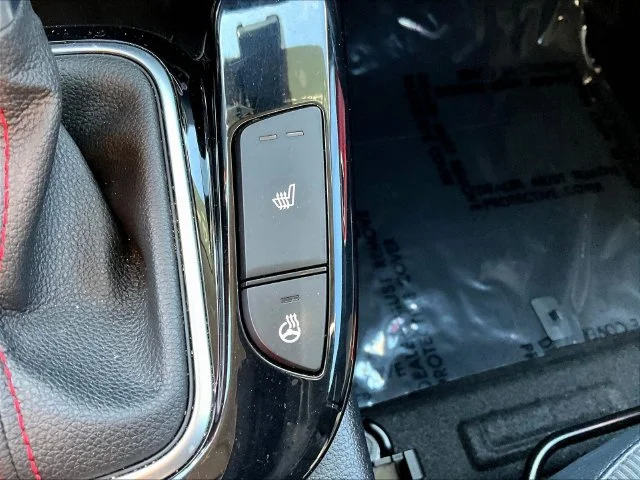 Used 2022 Black Kia Turbo image 19