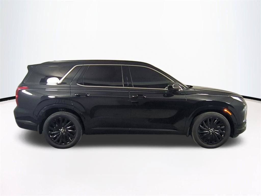 Used 2025 Black Hyundai Calligraphy Night Edition image 4