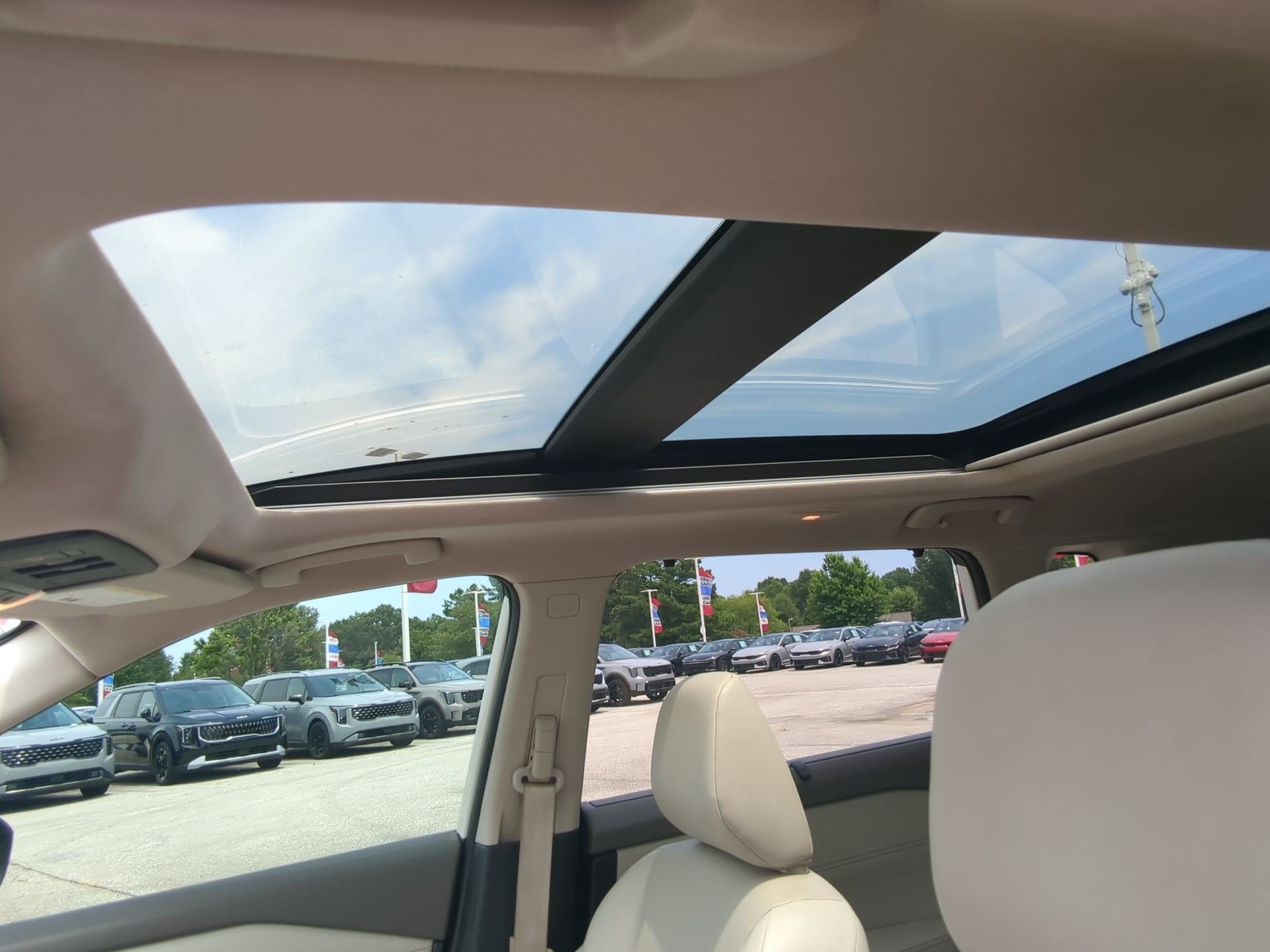 2021 Nissan Rogue SV - Photo 19