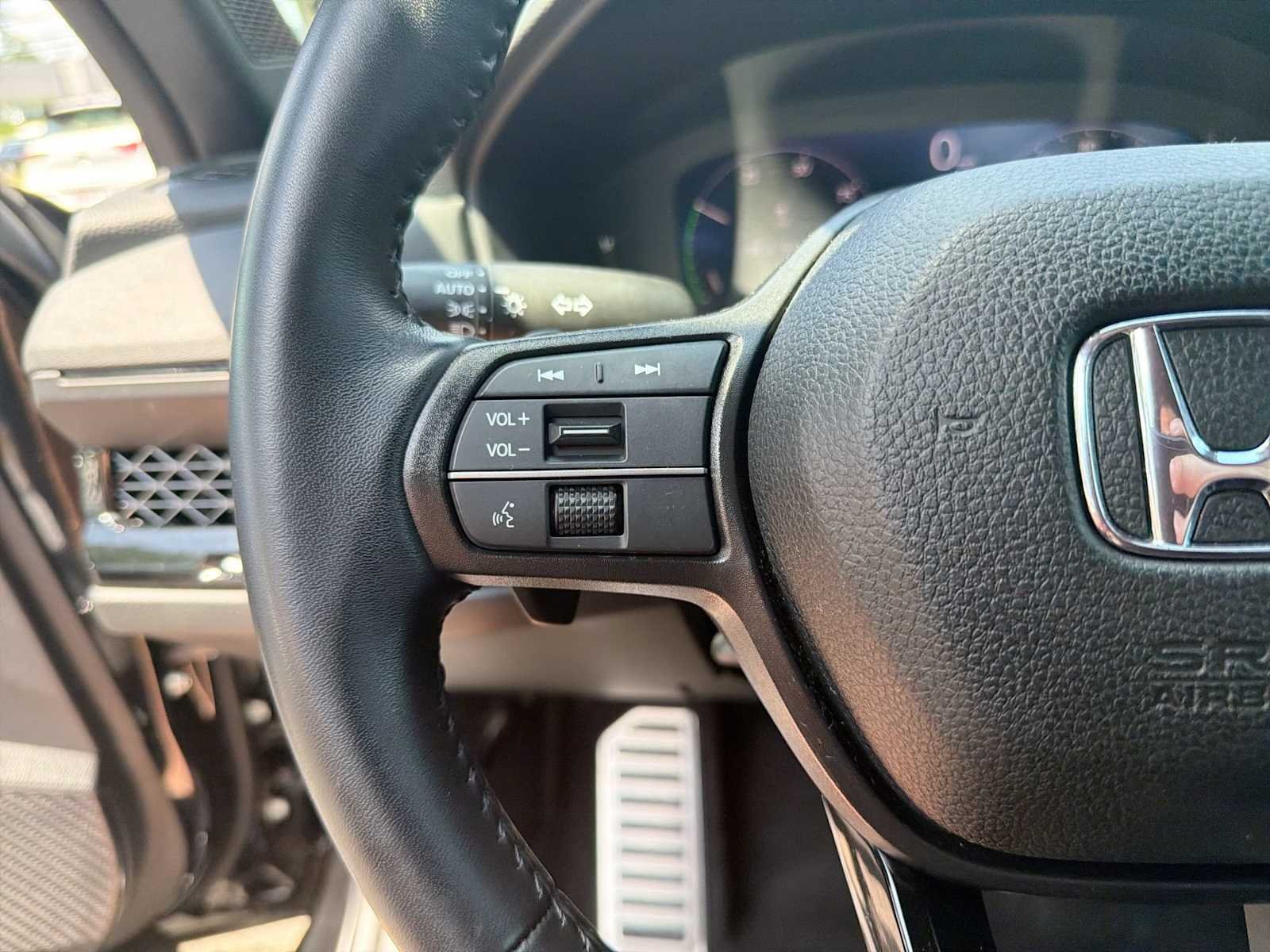 Certified Used 2023 Crystal Black Pearl Honda Sport-L image 25