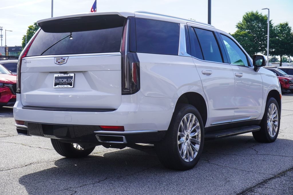 Used 2023 White Cadillac Premium Luxury image 29