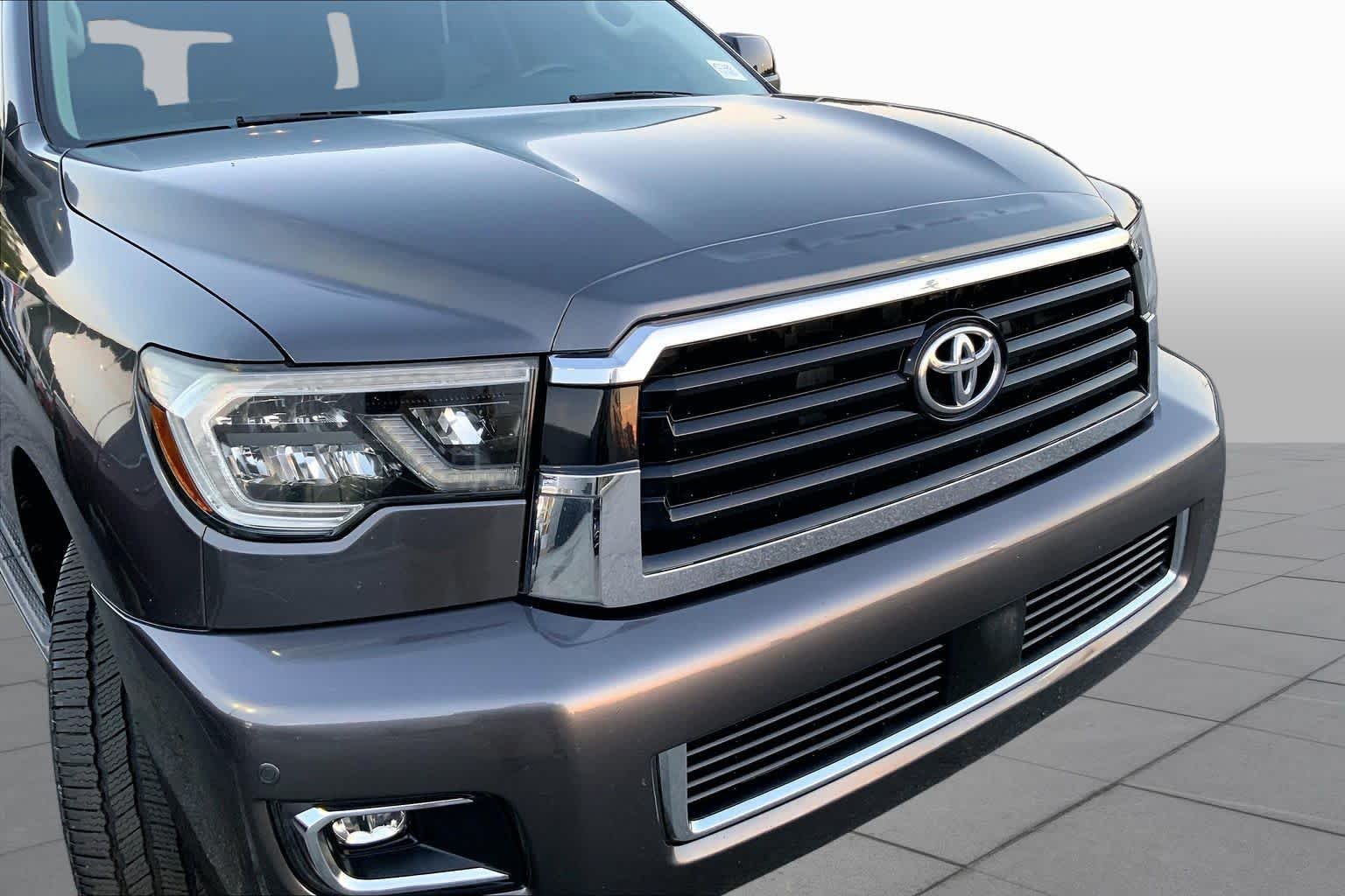 Used 2019 Magnetic Gray Metallic Toyota TRD Sport image 27