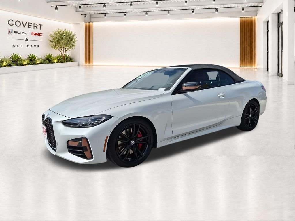 Used 2023 White BMW M440i image 4