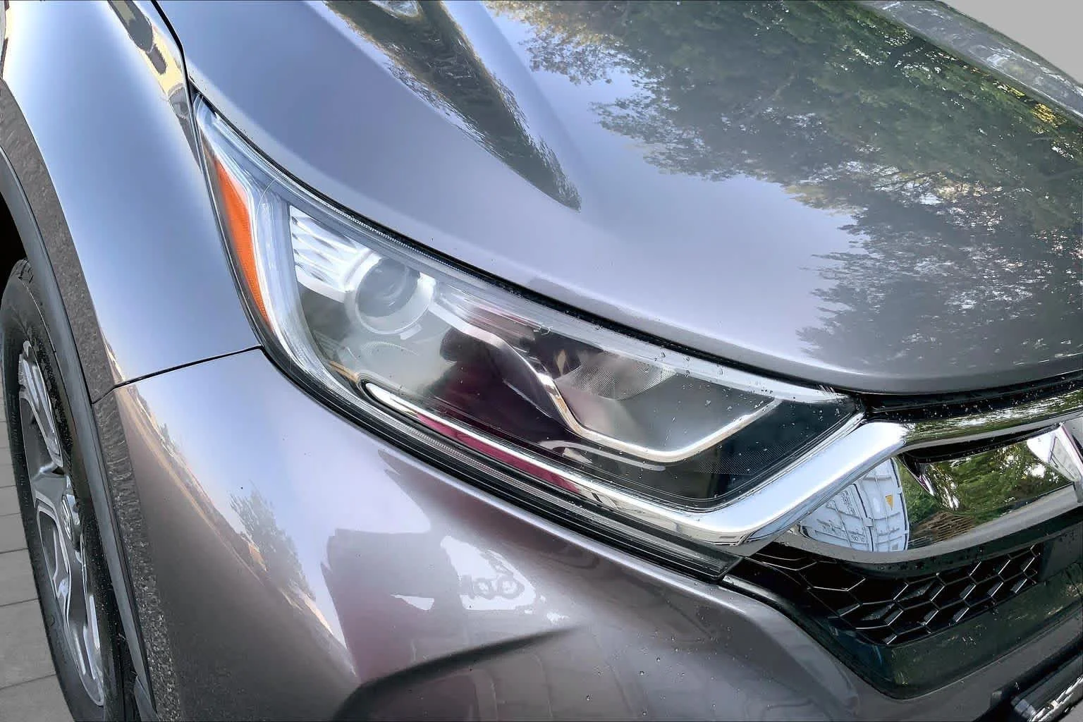 Used 2018 Modern Steel Metallic Honda EX image 27
