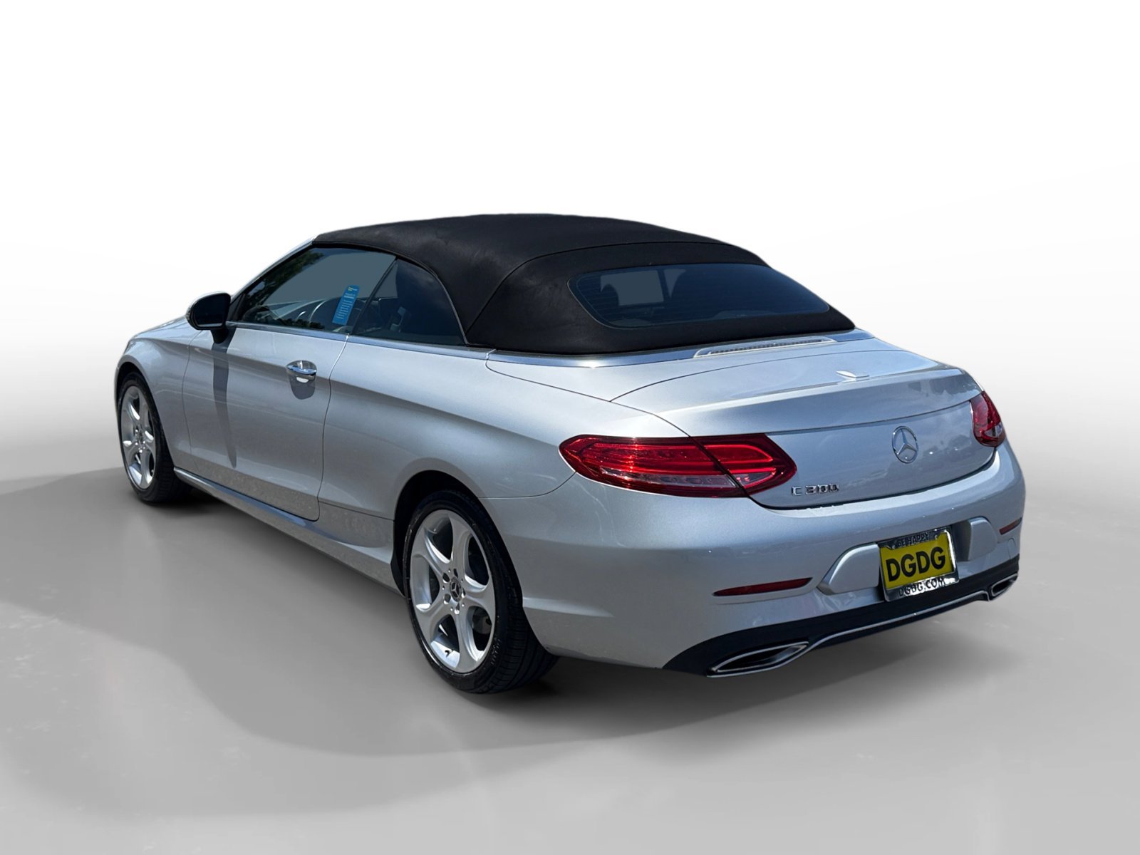 Used 2017 Diamond Silver Metallic Mercedes-Benz C 300 image 3