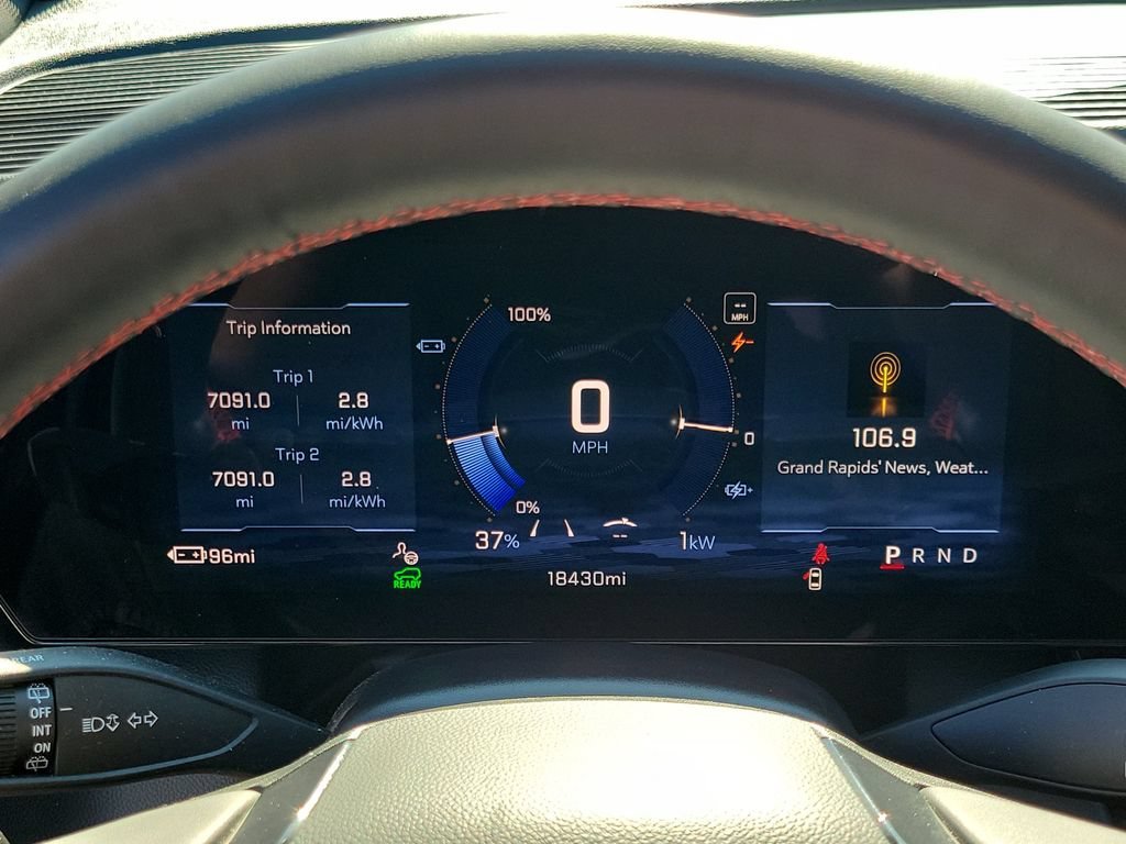 2024 Chevrolet Equinox EV RS - Photo 26