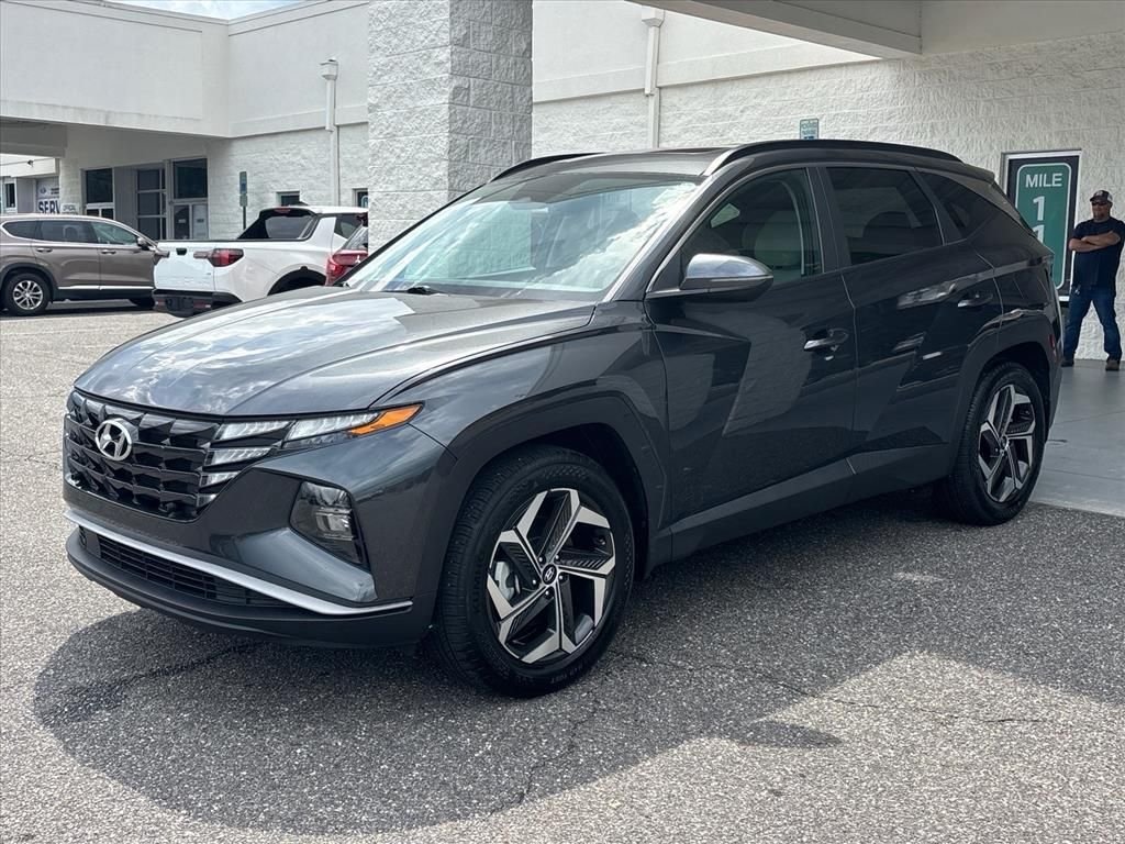 Used 2024 Dark Gray Metallic Hyundai SEL image 23