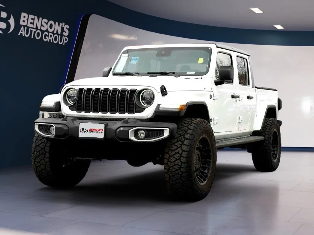 New 2024 White Jeep Sport S image 7