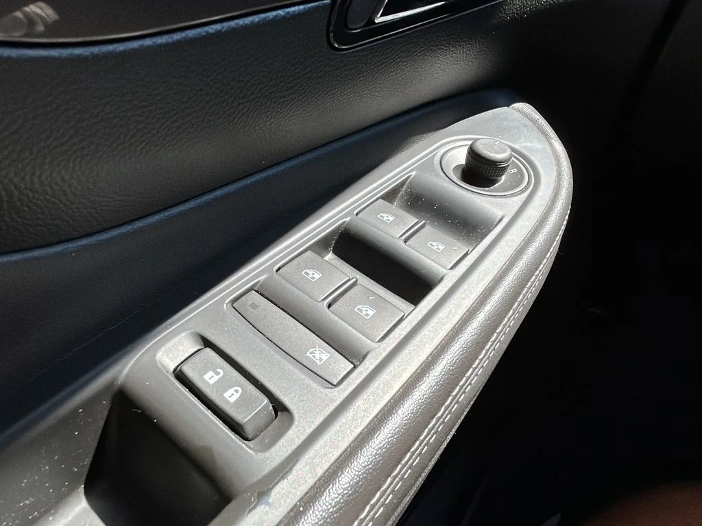 Used 2019 Black Buick Preferred image 23