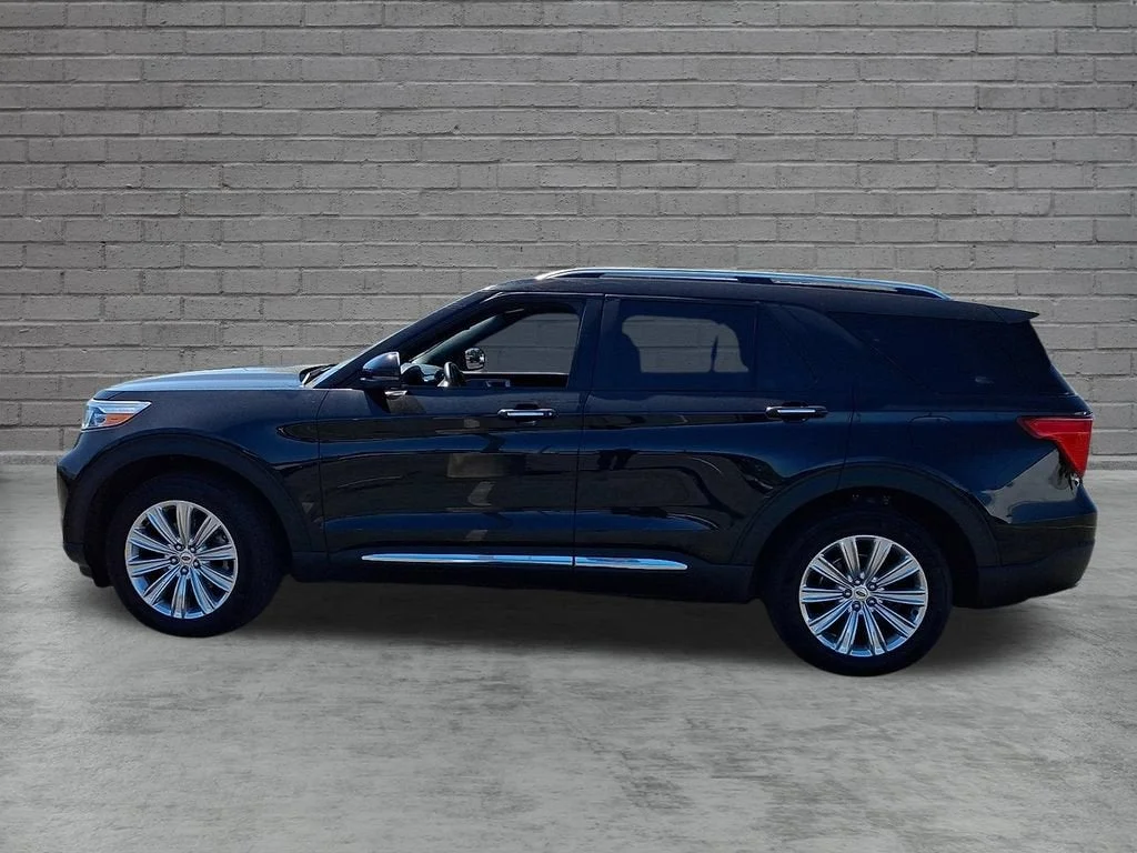 Used 2020 Black Ford Limited image 36