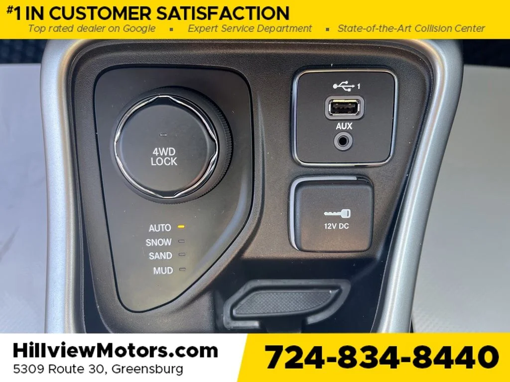 Used 2021 White Clearcoat Jeep Latitude image 25