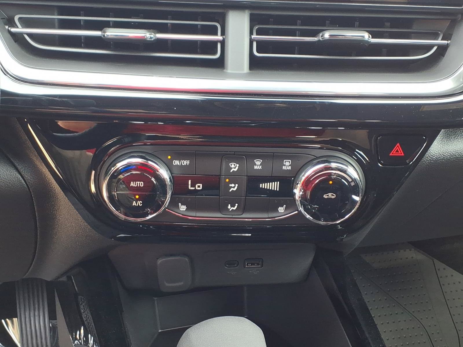 2026 Chevrolet Trax RS - Photo 8